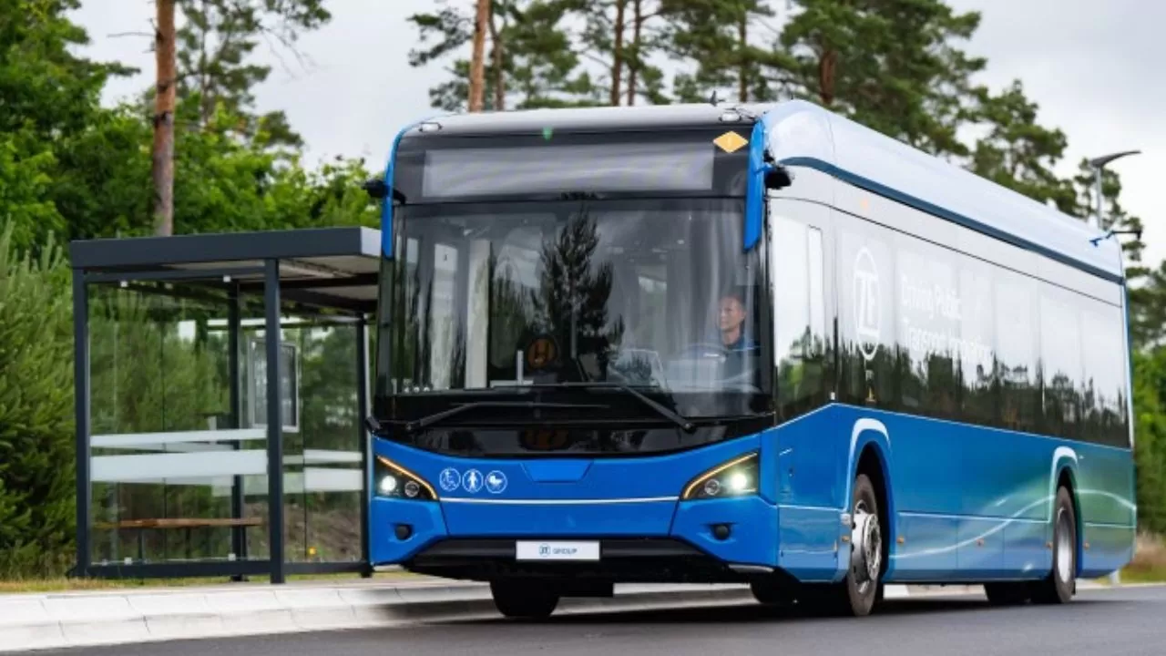O City Bus Assist é uma tecnologia de detecção de guias para preservar pneus e infraestrutura O City Bus Assist é uma tecnologia de detecção de guias para preservar pneus e infraestrutura
