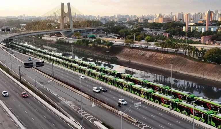 São Paulo coloca mais 500 ônibus elétricos em circulação