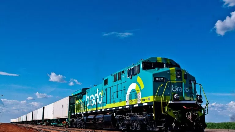 Brado Logística recebe financiamento do BNDES para ampliar operação ferroviária