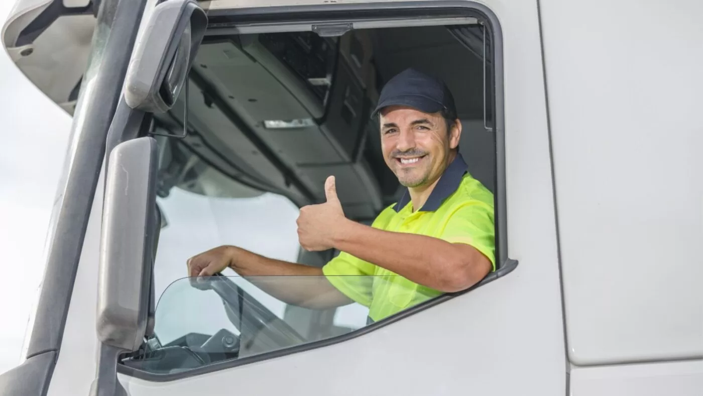 SETCEPAR forma novos motoristas carreteiros para enfrentar escassez no TRC