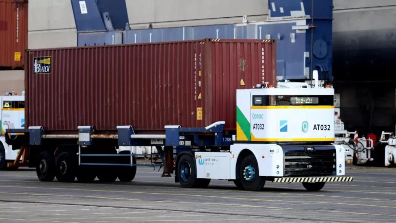 Westwell Q Truck no Porto de Felixstowe Westwell Q Truck no Porto de Felixstowe