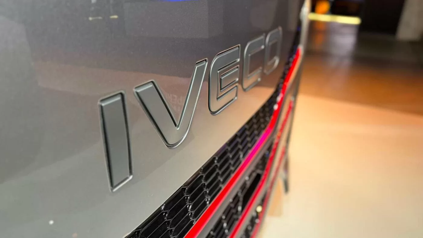 IVECO lança linha 2026 na Europa com foco em conectividade, serviços e eficiência