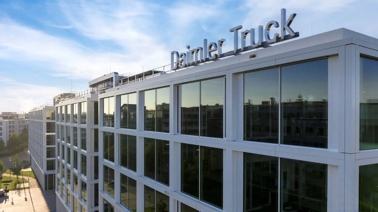 Daimler Truck Daimler Truck