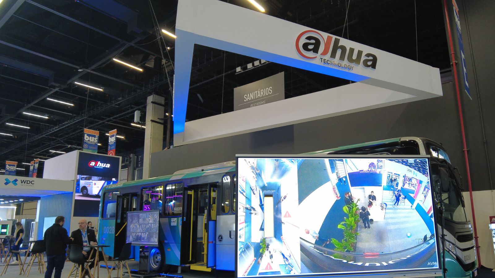 Dahua e WDC apresentam sistema de segurança embarcada com IA para ônibus na Lat.Bus 2026