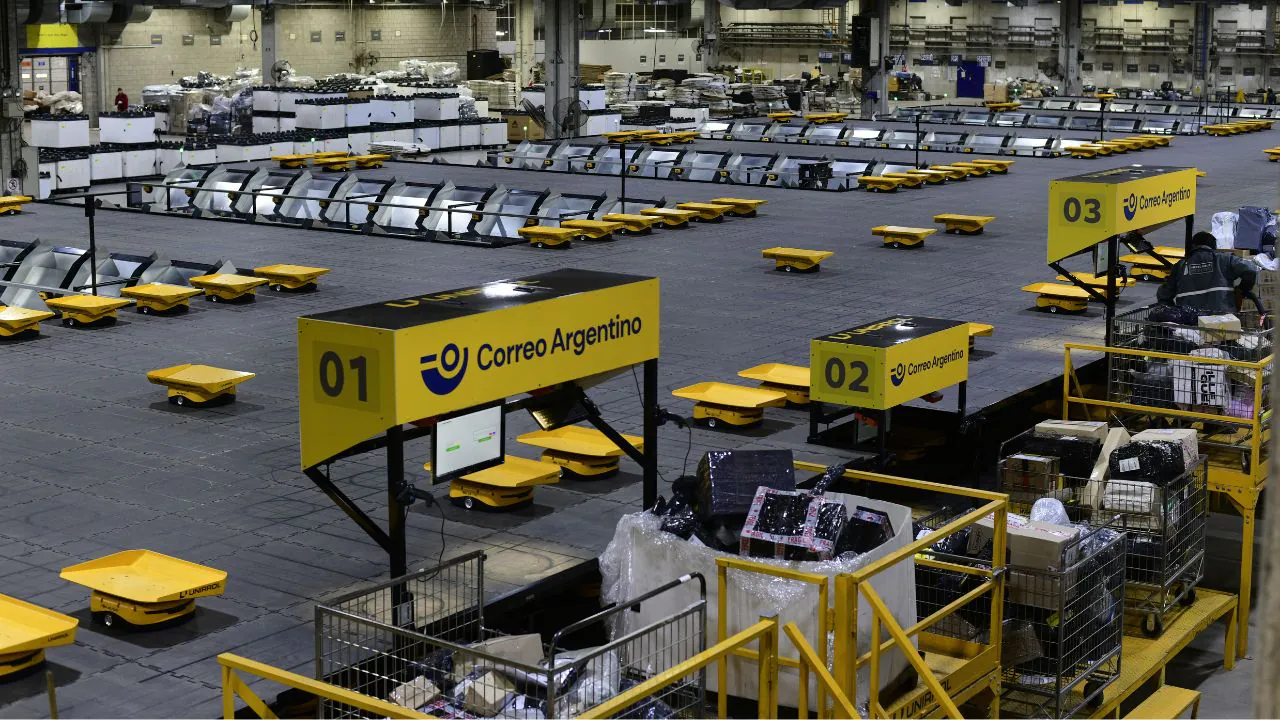 Máquinas da Libiao Robotics operando no Correo Argentino