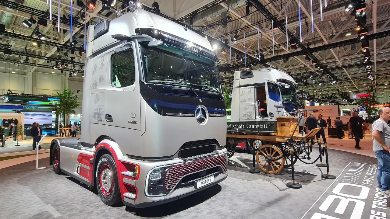 Mercedes-Benz 130 Years Trucks Edition Mercedes-Benz 130 Years Trucks Edition