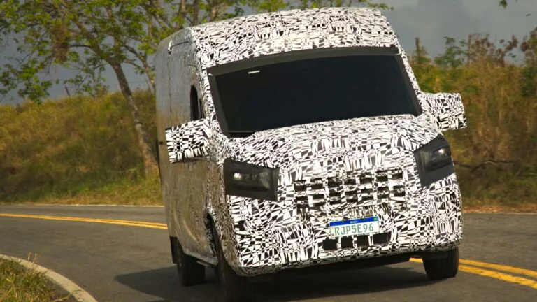 Primeiro veículo comercial leva da VWCO
