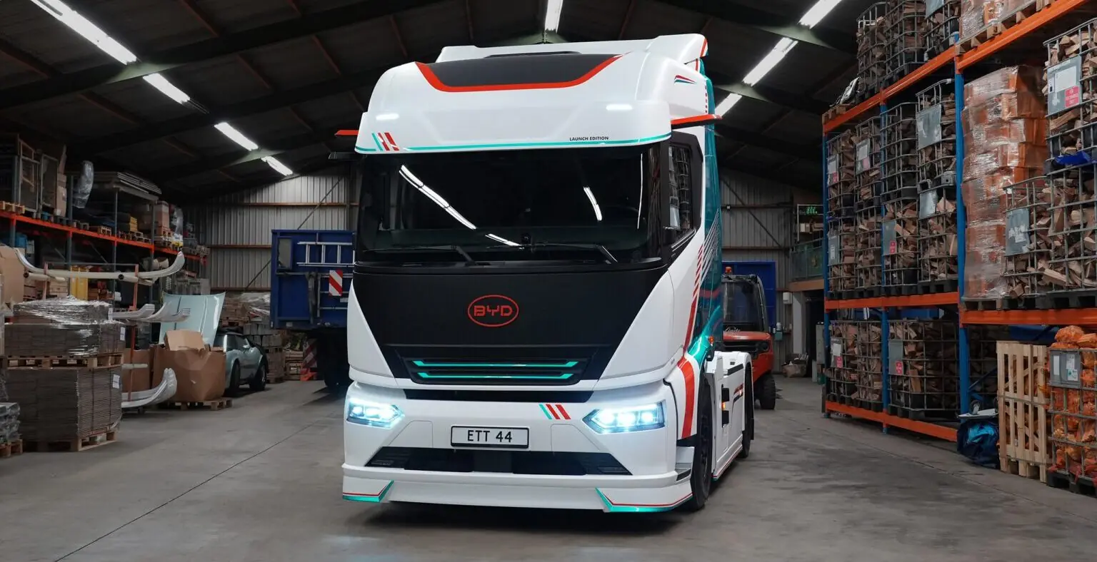 A BYD planeja fabricar caminhões na Europa para evitar tarifas
